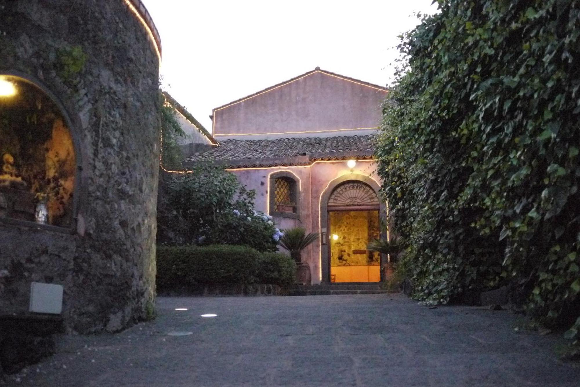 Case Perrotta SantʼAlfio Extérieur photo